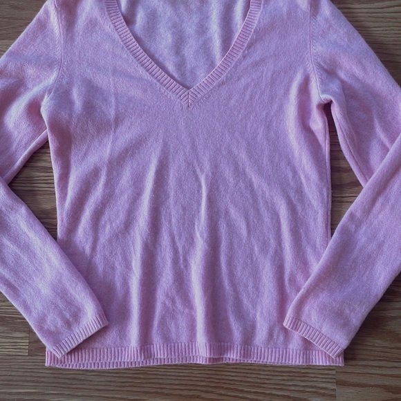 Caslon Light Pink V-Neck 100% Cashmere Long Sleeve Sweater Size Large - Picture 3 of 12
